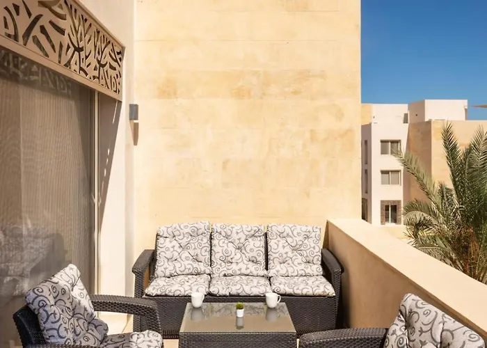 Luxe 3bdr W Private Rooftop Jacuzzi & Access Daire