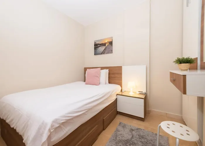 Luxe 3bdr W Private Rooftop Jacuzzi & Access * Hurgada