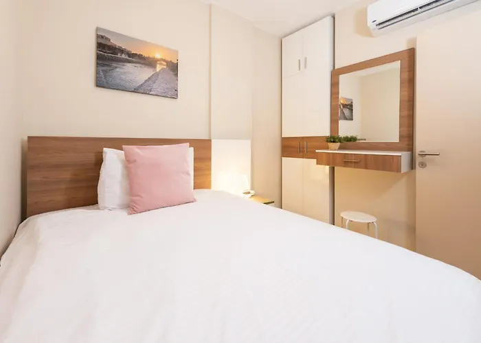Daire Luxe 3bdr W Private Rooftop Jacuzzi & Access Hurgada
